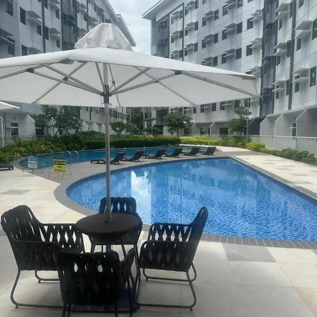 Muntinlupa Staycation Leaf Residences
