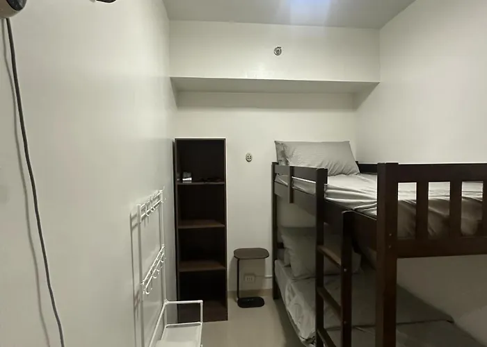Muntinlupa Staycation Leaf Residences