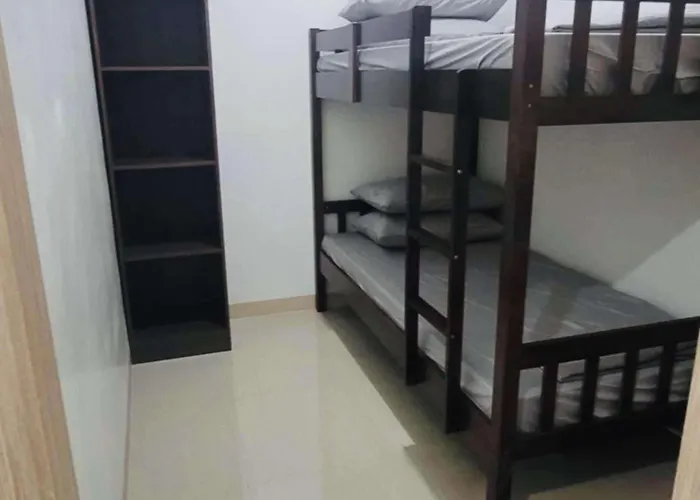 Muntinlupa Staycation Leaf Residences 3* Manila