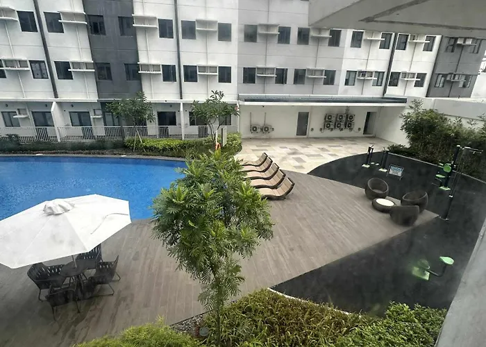 Muntinlupa Staycation Leaf Residences Hotel